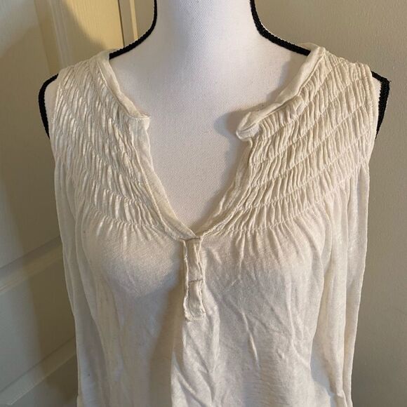 We the Free, sleeveless, linen/cotton blend top - Picture 2 of 9